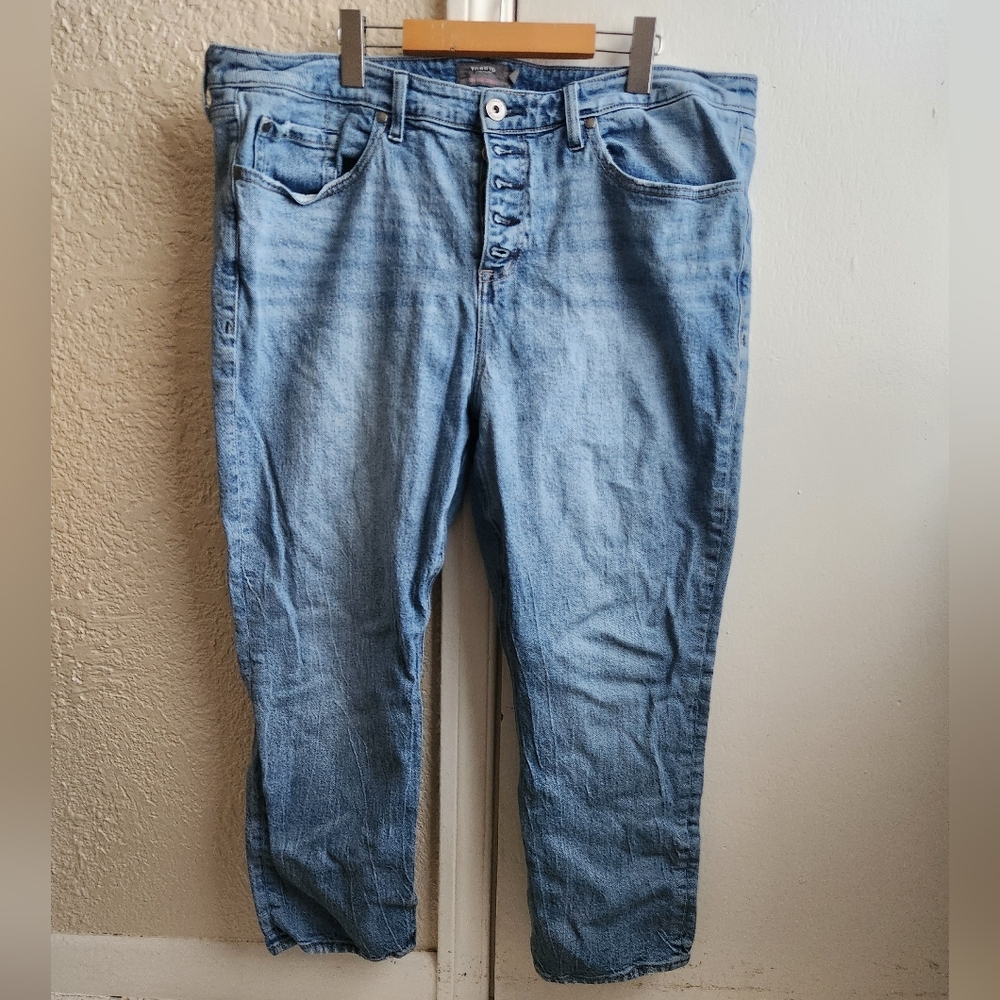 Torrid- High Rise Straight Jeans